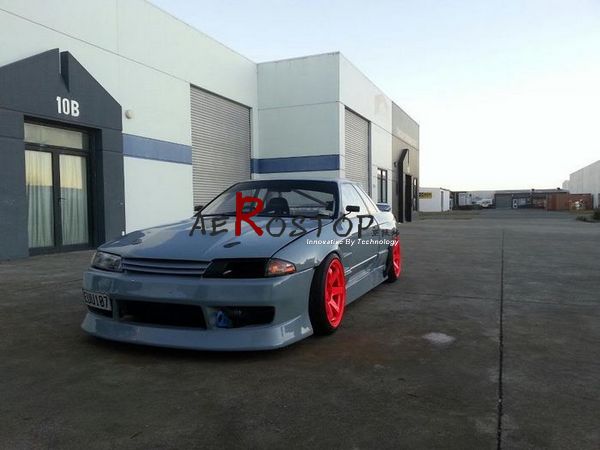 R32 (c)M