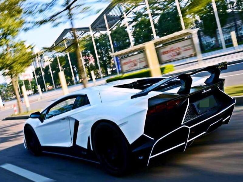 w LP550-LP570